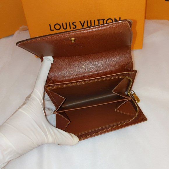 💥SOLD💥Louis Vuitton wallet - Picture 5 of 16